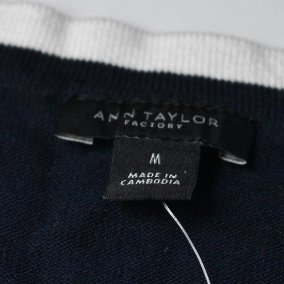 Ann Taylor Sleeveless Wrap Top - Picture 4 of 8